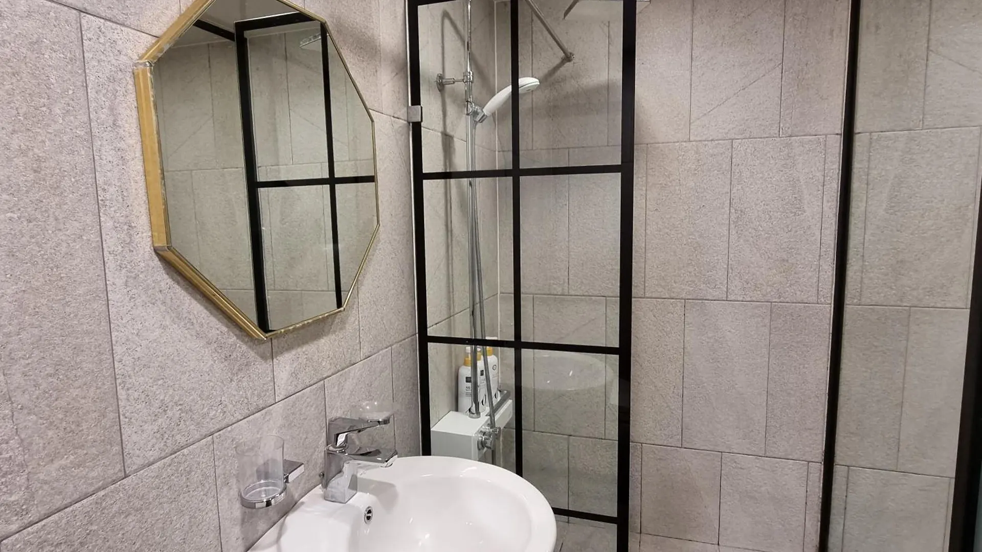 Jamsil Funny Hotel Seul